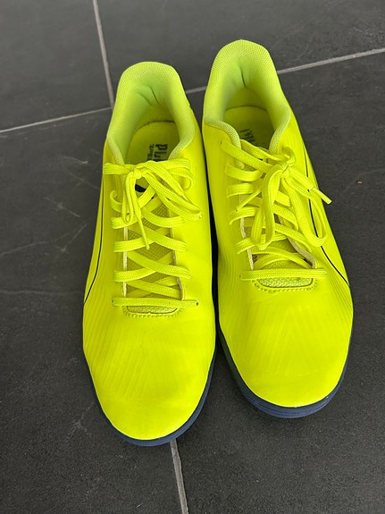 Puma sisäpelikengät koko 40