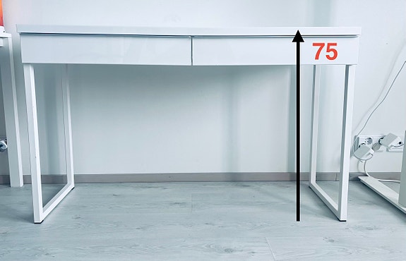 Työpöytä (IKEA Bestå Burs) 120x40 cm
