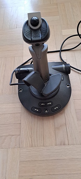 Saitek Cyborg 3D USB -peliohjain / joystick