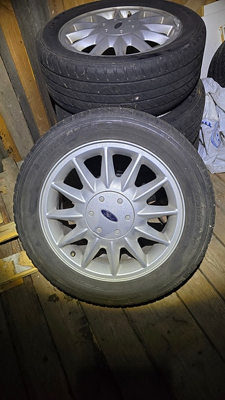 Ford Mondeon aluvanteet 16' Ronal