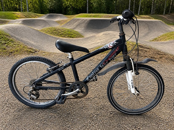 Crescent lasten maastopyörä 20" musta