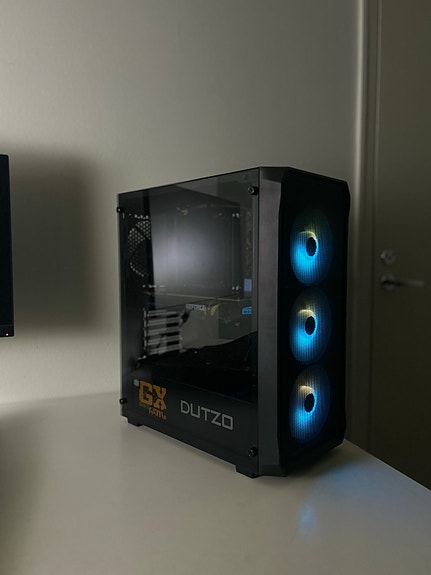 Pelikone RTX 2080 + I7-9700