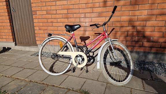 Lasten Tunturi Pyörä 24'