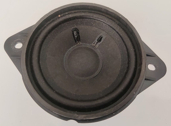 Audi Q7 4L Kojelaudan Bose kaiutin 4F0035412B