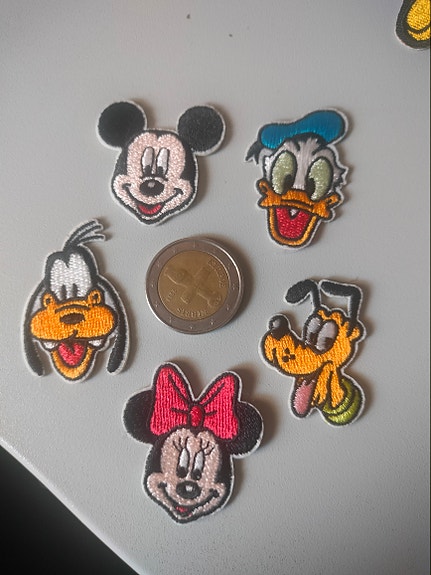 Disney hahmo kangasmerkit