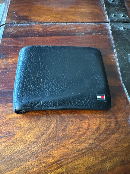 Tommy Hilfiger nahkainen lompakko miehille