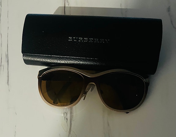 Burberry aurinkolasit naiset