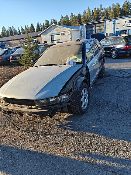 Mitsubishi Legnum osiksi