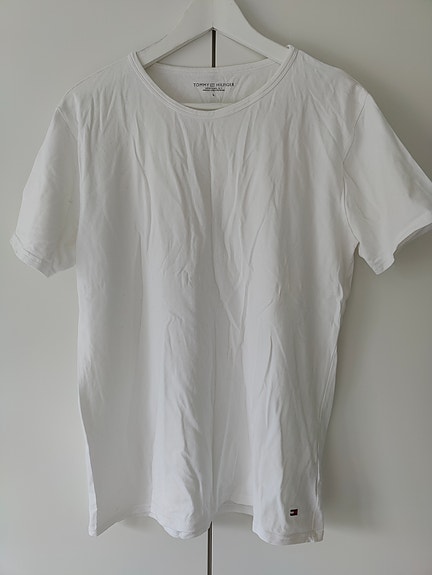 Tommy Hilfiger t paita
