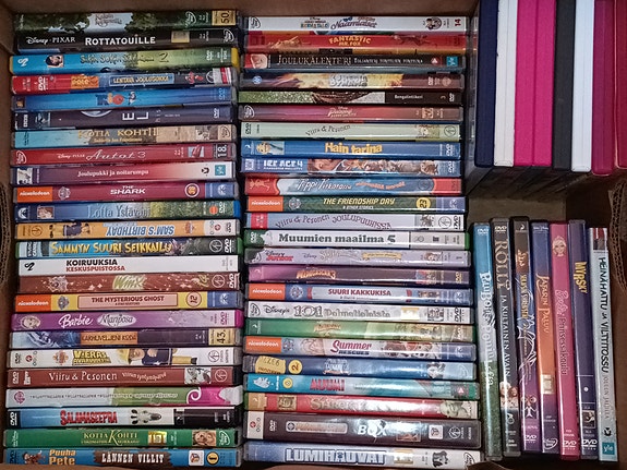 Iso erä DVD-elokuvia ja lasten DVD-leffoja