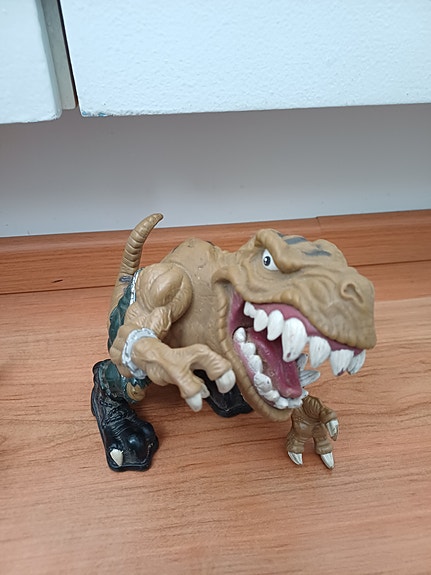 Mattel T-Bone T-Rex Street Sharks Extreme Dinosaurs 1996