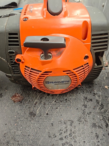 Husqvarna Raivaussaha hyväkuntoinen