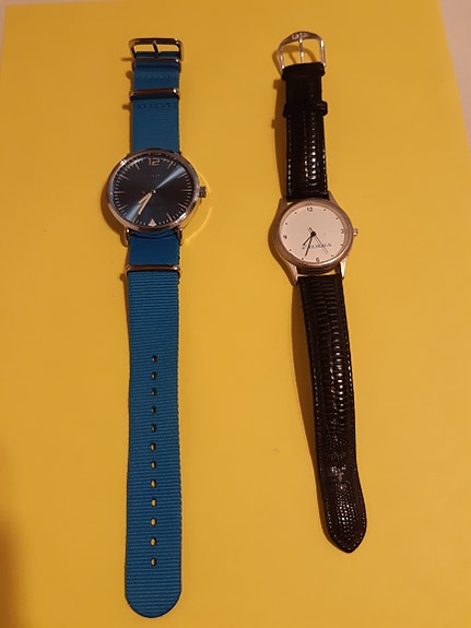 2 miestan ILKKA (Seiko) kelloa  UUDET PATTERIT