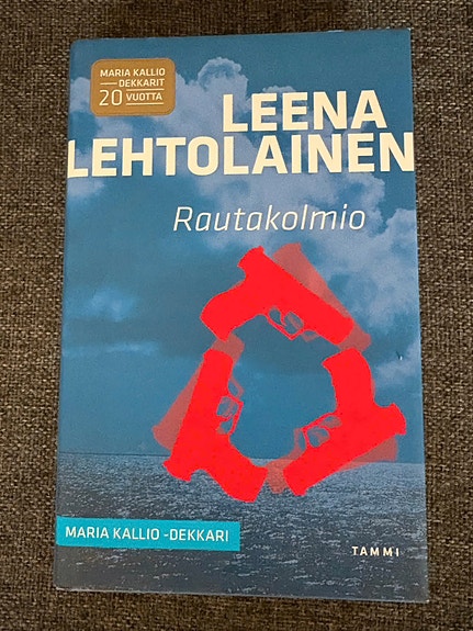 Leena Lehtolainen Rautakolmio