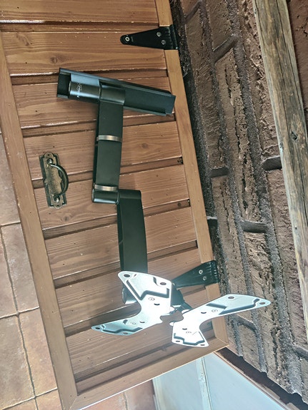 Vogels seinä teline