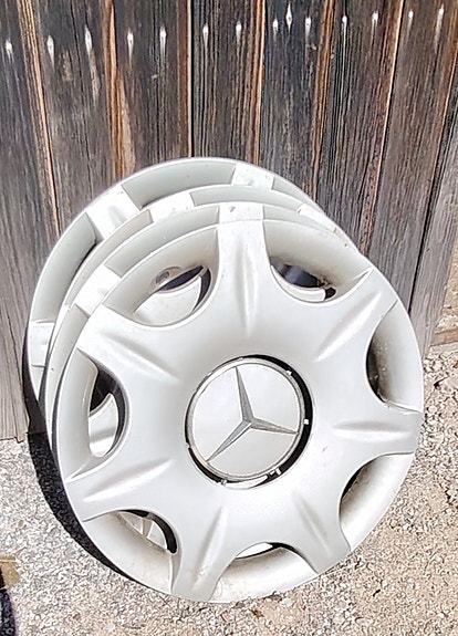 Pölykapselit Mercedes 16"