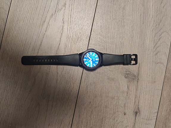 Samsung Gear S3 Frontier -älykello. Uudenveroinen.