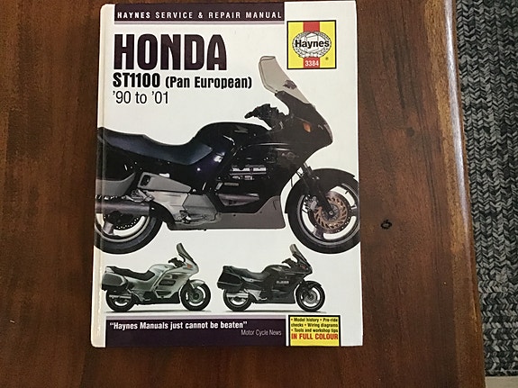 Honda ST1100 Pan European omistajan käsikirja