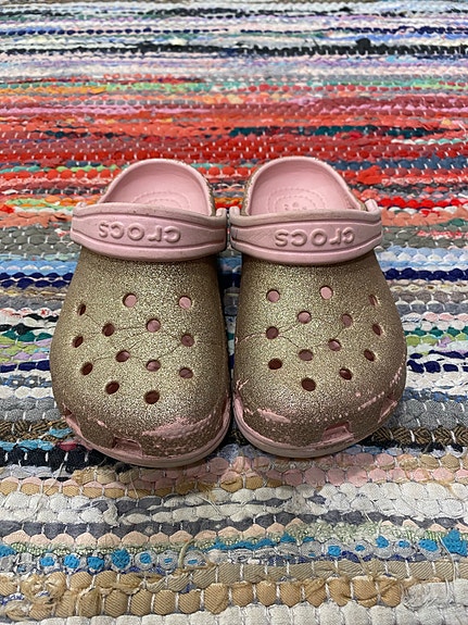 Crocs sandaalit 25