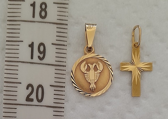 Rapu- ja ristiriipus. 585 - 14k.