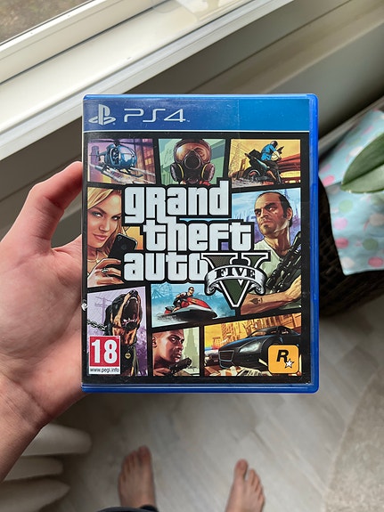 PS4 Grand Theft Auto V peli