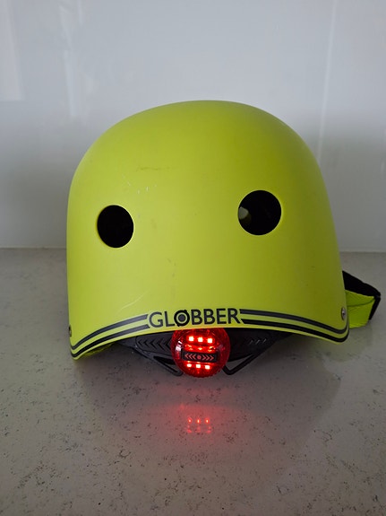 Globber go up ligths kypärä XS/S 48–53 cm keltainen