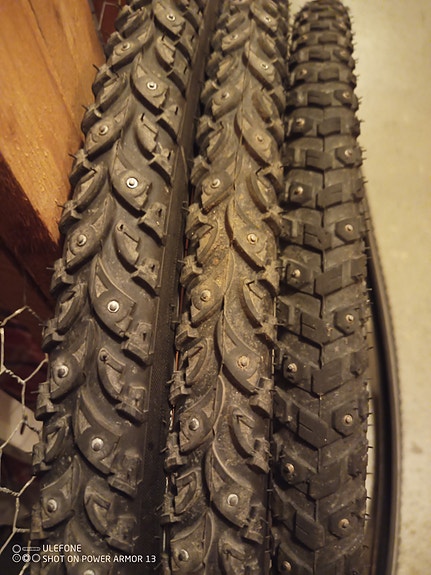 Nastarenkäät 28" Suomi Tyres 47-622 ja Schwalbe 40-622