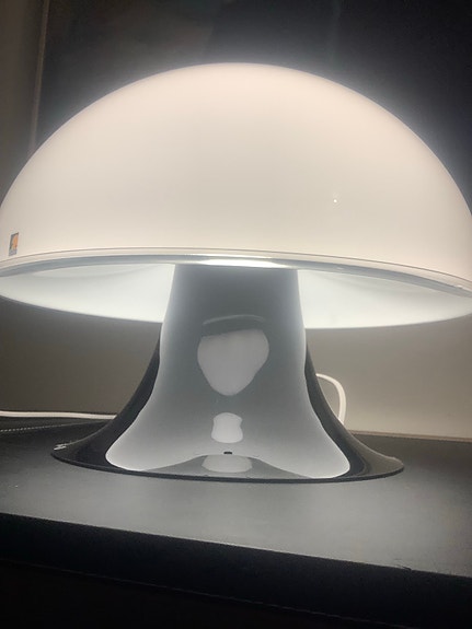La Boheme design lamppu , musta jalka (Heikki Turunen)