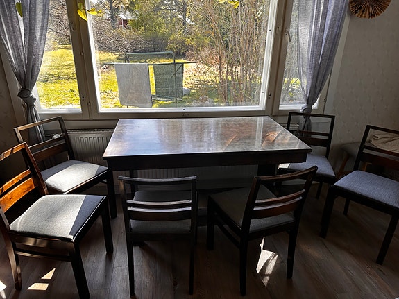Antiikki ruokailuryhmä 125x75+ 2x28cm jatkopalat