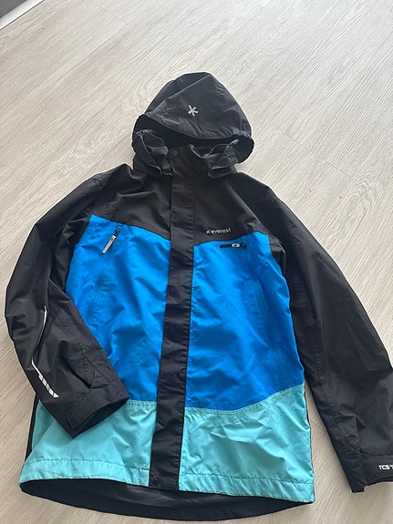 Everest 158/164