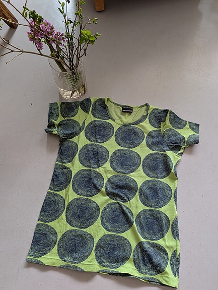 Marimekko lasten t-paita koko 150/ XS pippuri, kuin uusi, puuvilla