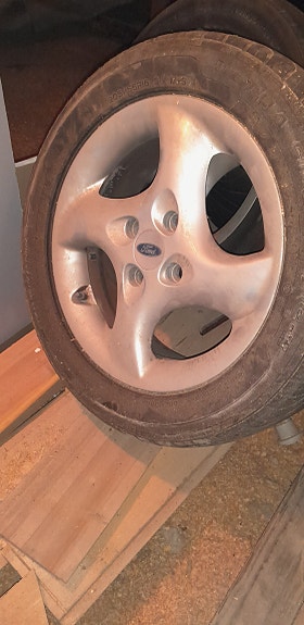 Ford 16 tuuman vanteet