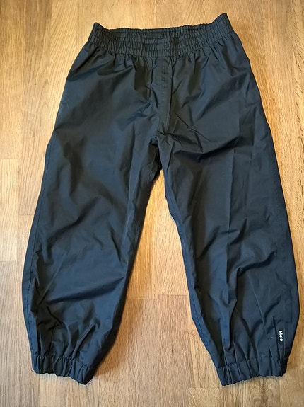 Uudenveroiset mustat Molo välikausihousut 98-104cm
