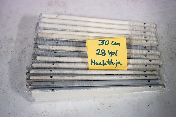 Sovella hyllynkannatin  30 cm