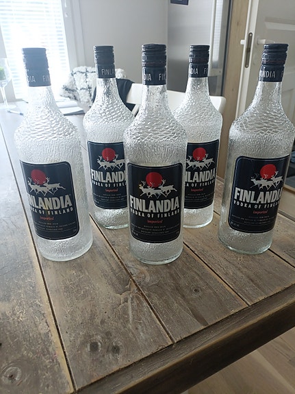 Finlandia Vodka lasipulloja 5 kpl