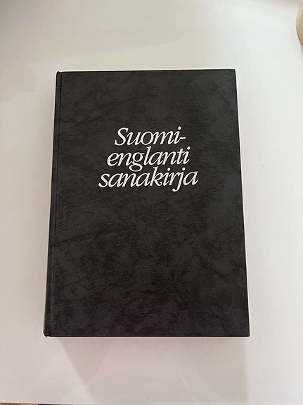 Suomi–englanti sanakirja (Gummerus 1991) | Tori