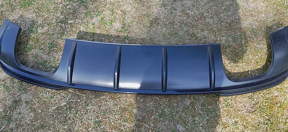 Audi A4/S4 B8 5 Takapuskurin diffusori Tupla ulostulo