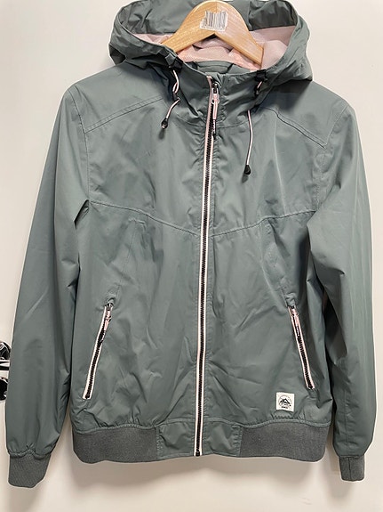 Uusi naisten Icepeak takki