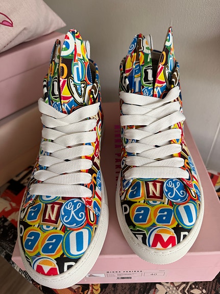 Minna Parikka  Bunny Sneaks MP x Jani Leinonen secret, koko 40