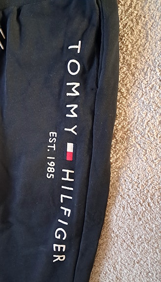 Tommy Hilfiger L