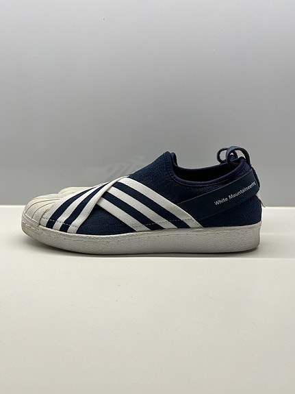 Adidas Superstar White Mountaineering tennarit koko 42 2/3 tummansiniset