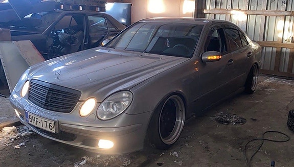 Mb w211 osissa 220cdi