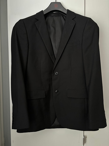 Dressmann slim fit miesten puku koko 44 musta polyesteri