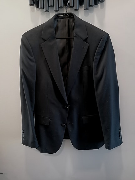 Dressmann miesten juhlapuku. Takki 48 ja housut 32/32.