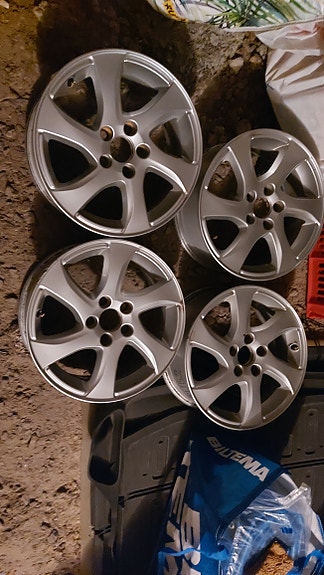 Volvo alumiinivanteet