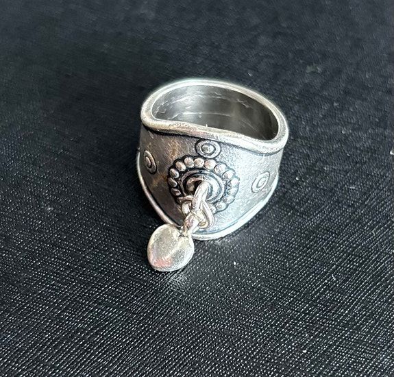 Kalevala korun Sydänsormus