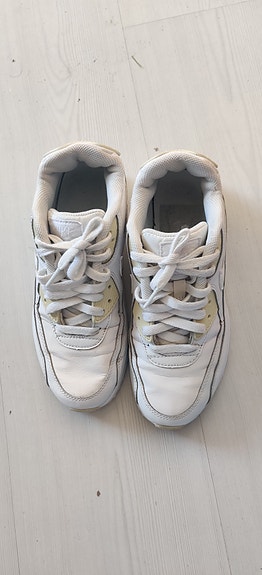 Nike Air Max tennarit koko 37 valkoinen