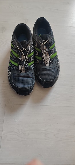 Salomon Vaelluskengät koko 42 musta-vihreä