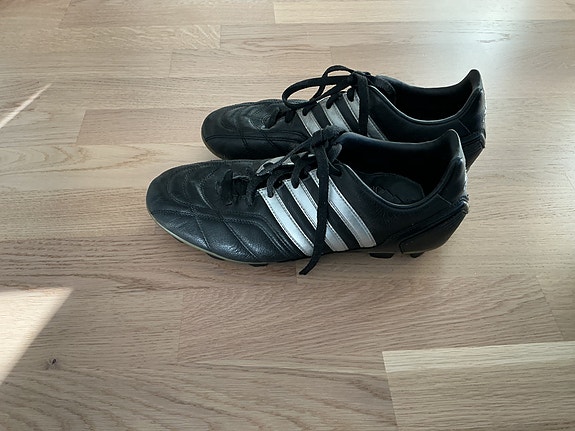 Jalkapallokentät, Adidas Copa Mundial