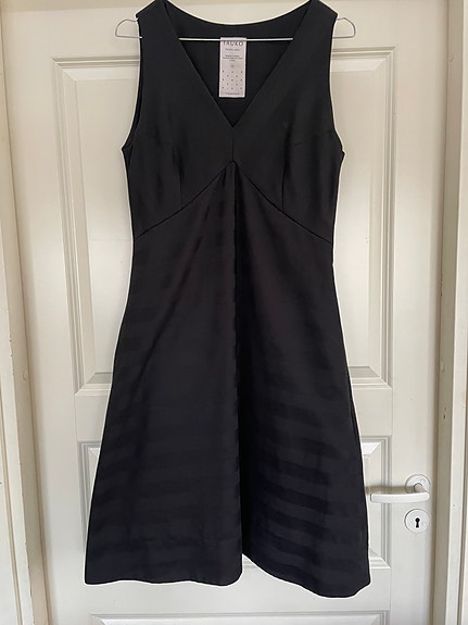 Tauko design mekko